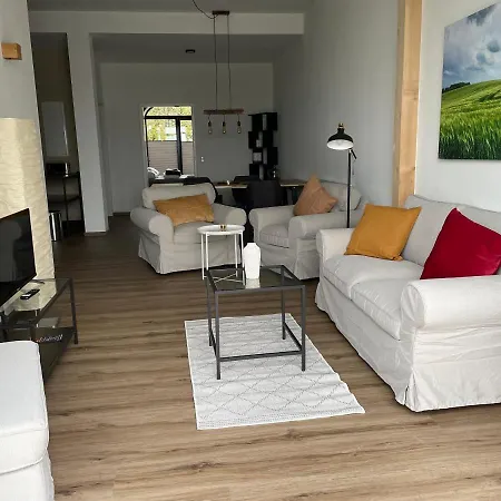 Διαμέρισμα 1 Am Herrenhaus Ahrensbok